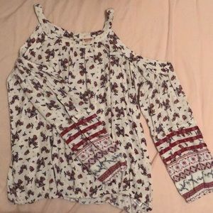 Mossimo Off-Shoulder Floral Shirt